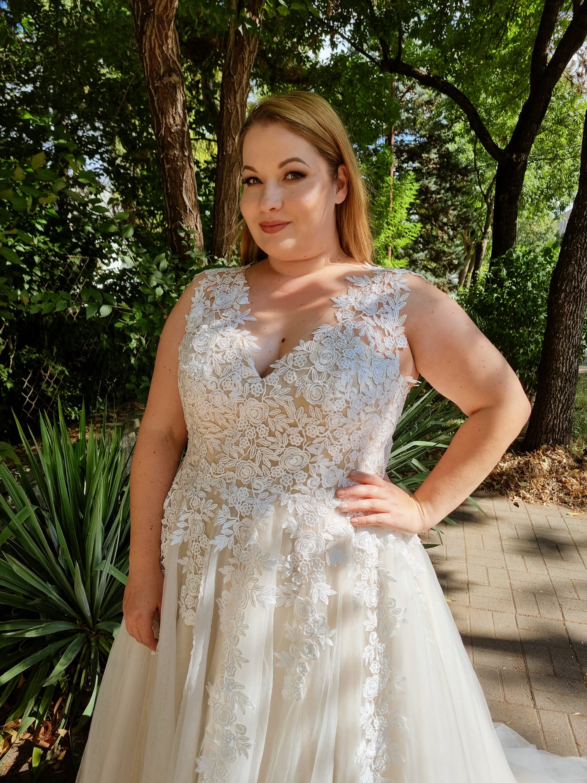 SARAH plus size wedding dress - LASABINA Plus Size Bridal