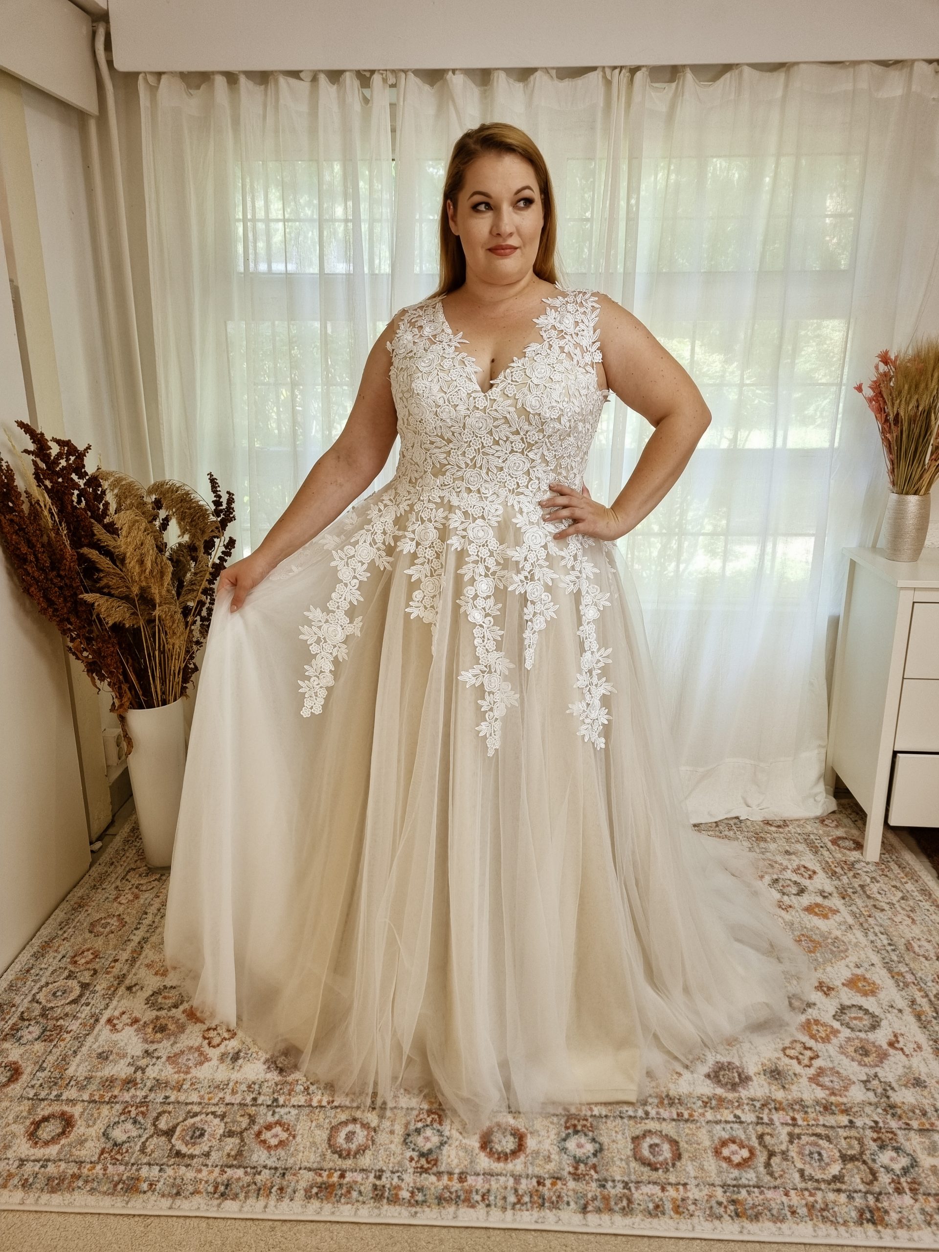 Plus Size Wedding Dresses for the Fall