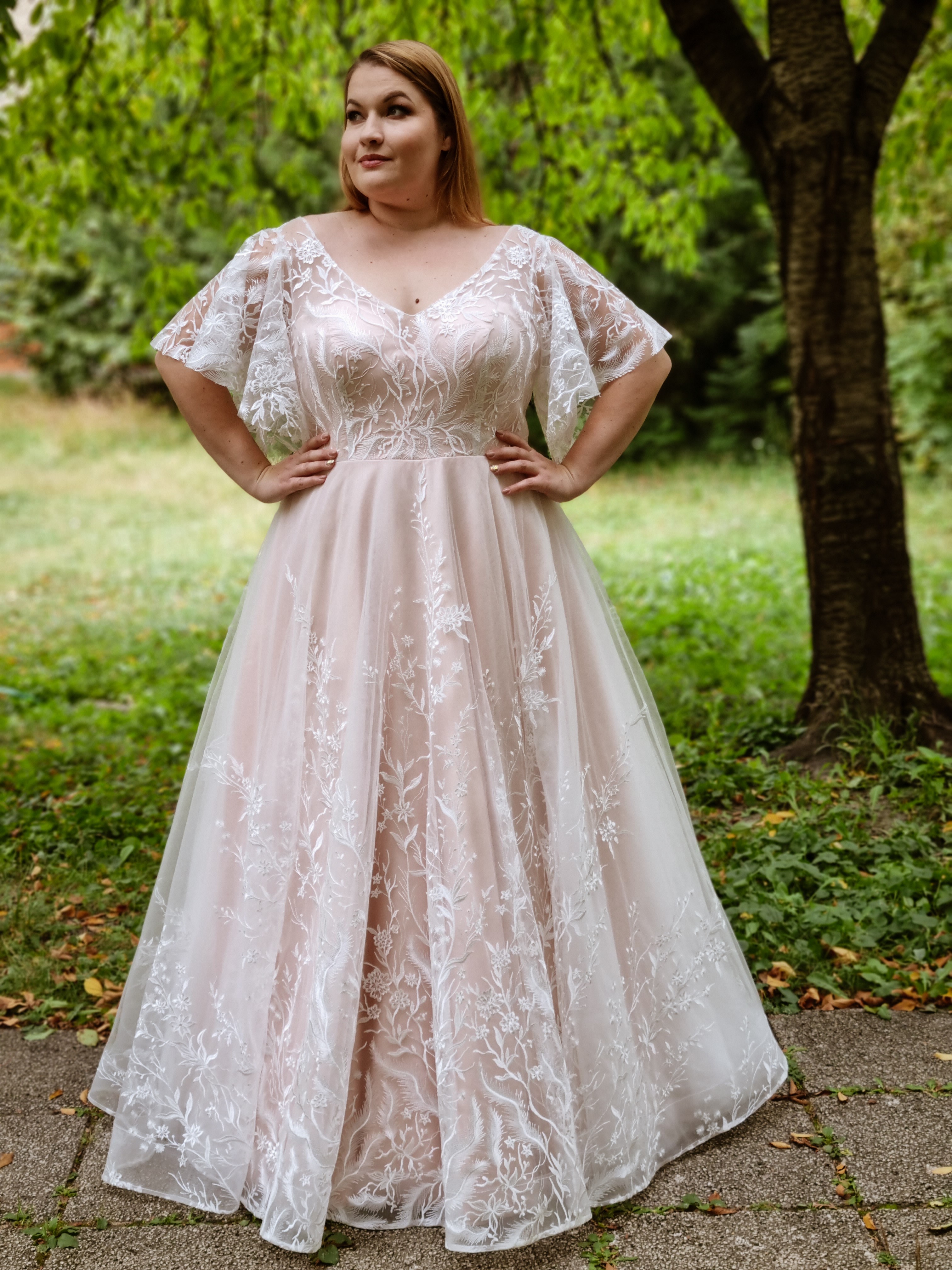 ARIEL plus size wedding dress - LASABINA Plus Size Bridal